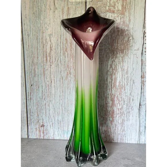 Jack-In-The-Pulpit Hand-Blown Art Glass Vase Green & White Ombre w/Purple Rim 12 - Picture 8 of 12